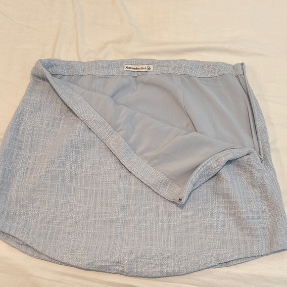 Abercrombie & Fitch Light Blue Mini Skirt - Picture 3 of 5